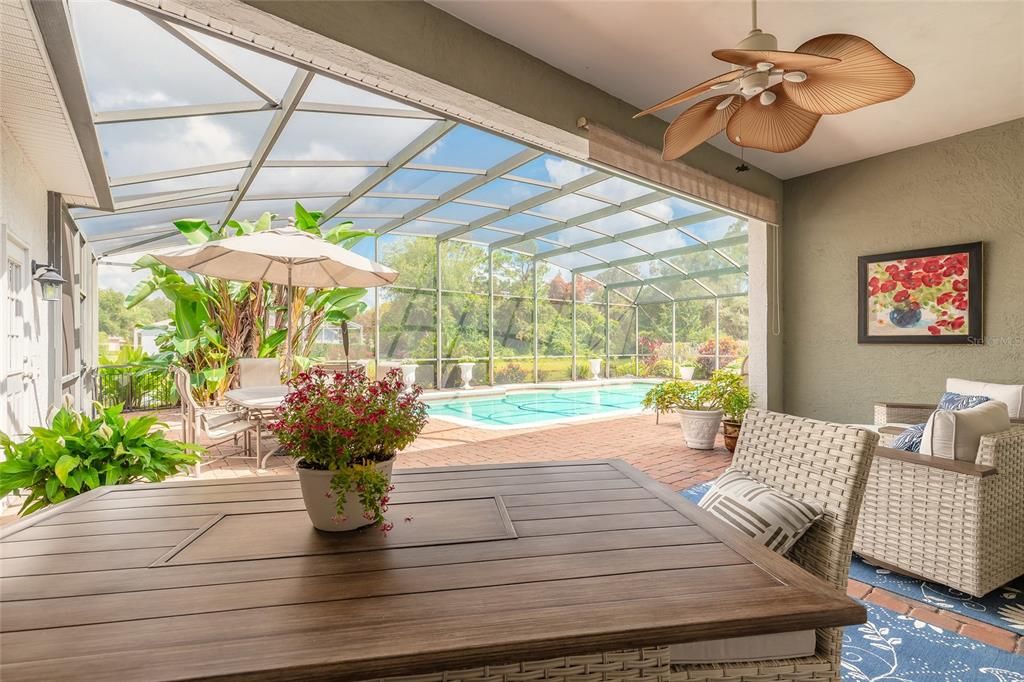 待售: $990,000 (4 贝兹, 3 浴室, 3758 平方英尺)