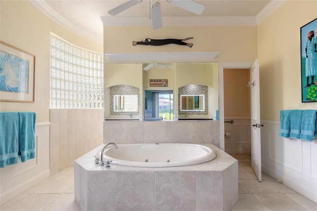 待售: $990,000 (4 贝兹, 3 浴室, 3758 平方英尺)