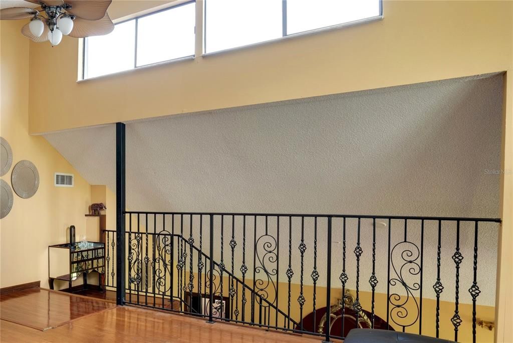 待售: $1,619,000 (13 贝兹, 10 浴室, 7064 平方英尺)