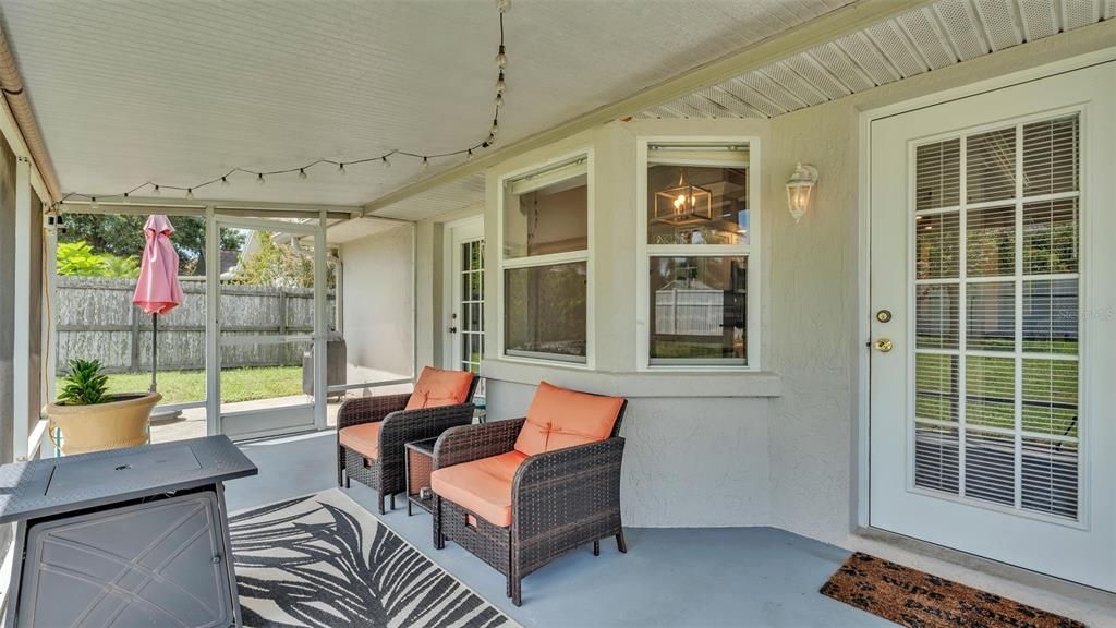 Под контрактом: $309,999 (3 спален, 2 ванн, 1609 Квадратных фут)