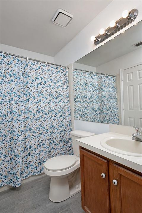 En Venta: $195,000 (2 camas, 2 baños, 998 Pies cuadrados)