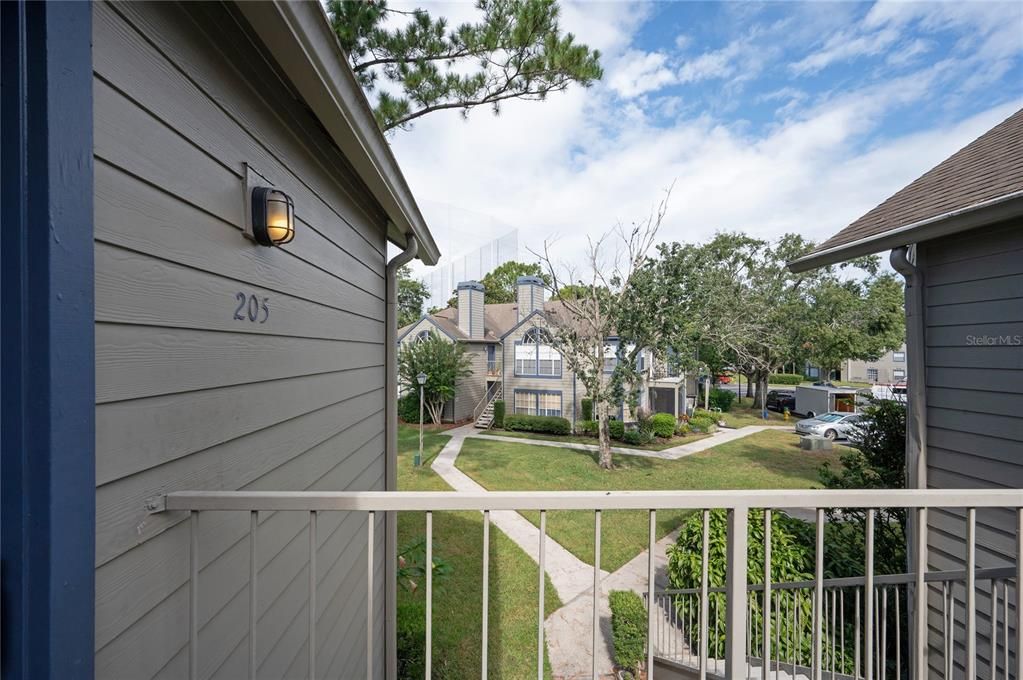 На продажу: $198,500 (2 спален, 2 ванн, 998 Квадратных фут)