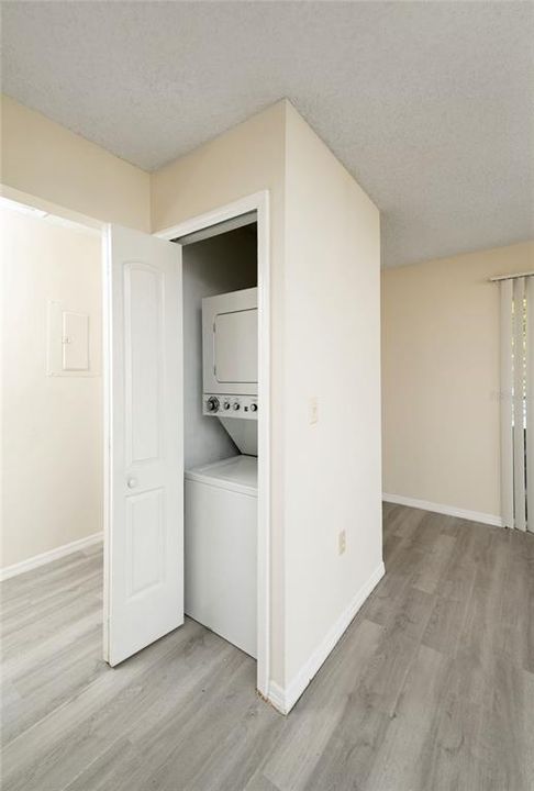 En Venta: $195,000 (2 camas, 2 baños, 998 Pies cuadrados)