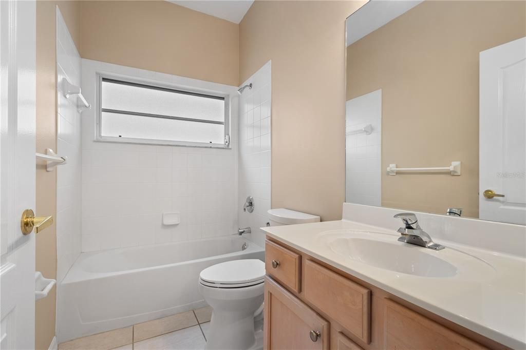 For Rent: $3,000 (2 beds, 2 baths, 1738 Square Feet)