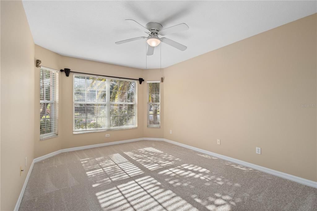 For Rent: $3,000 (2 beds, 2 baths, 1738 Square Feet)