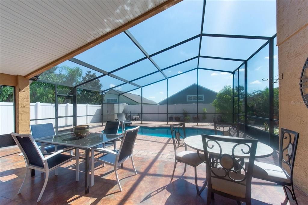 На продажу: $399,000 (4 спален, 3 ванн, 2061 Квадратных фут)