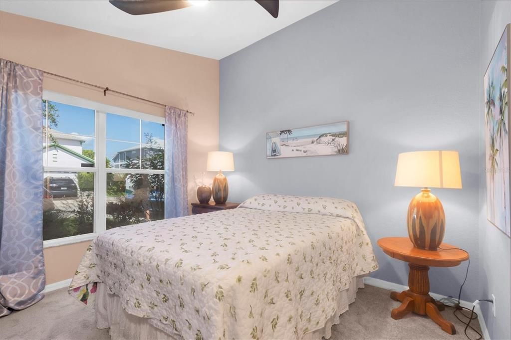 На продажу: $399,000 (4 спален, 3 ванн, 2061 Квадратных фут)