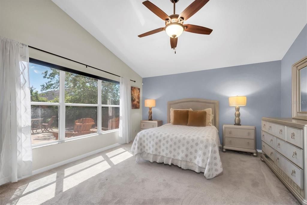 На продажу: $399,000 (4 спален, 3 ванн, 2061 Квадратных фут)