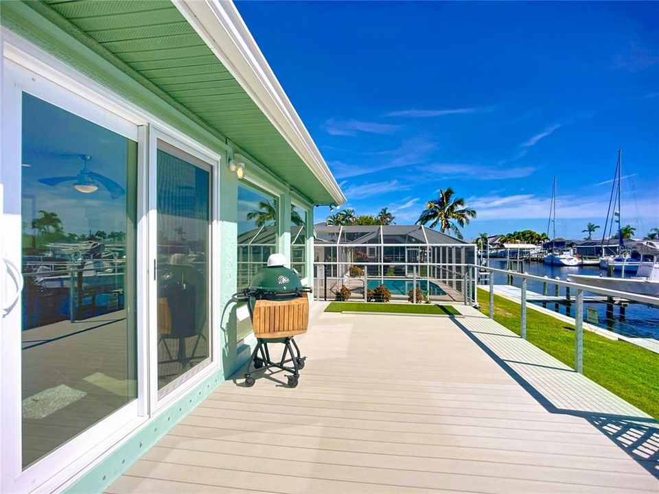 En Venta: $829,000 (3 camas, 2 baños, 2324 Pies cuadrados)