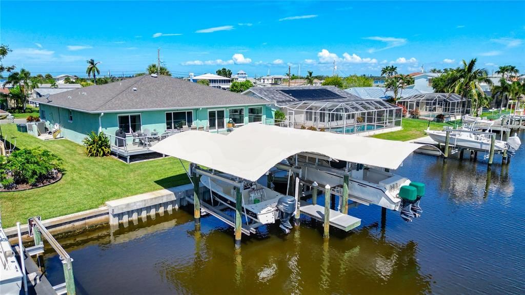 En Venta: $829,000 (3 camas, 2 baños, 2324 Pies cuadrados)