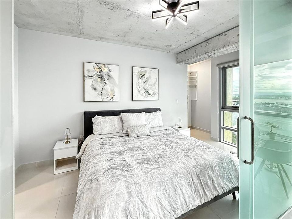 出租: $3,500 (1 贝兹, 1 浴室, 776 平方英尺)