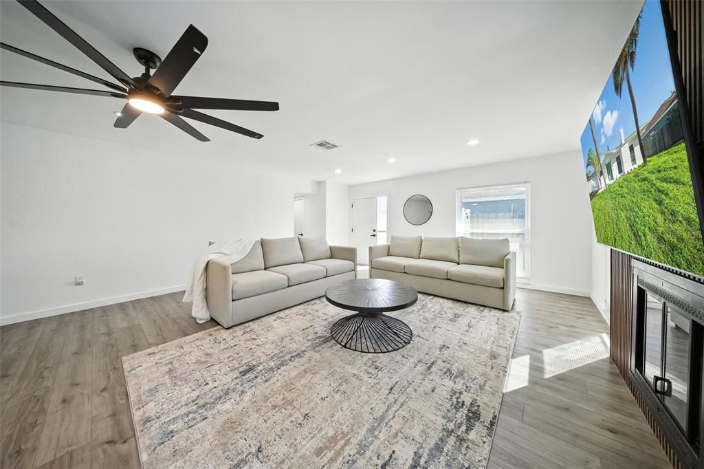 En Renta: $6,500 (3 camas, 2 baños, 1746 Pies cuadrados)