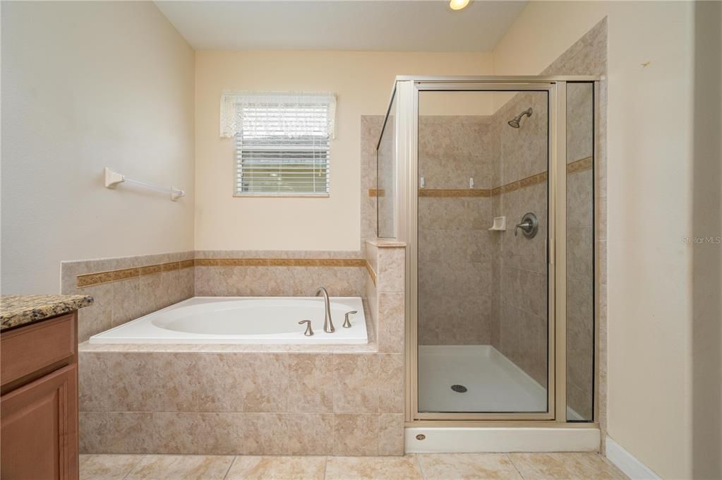 Active With Contract: $289,999 (4 beds, 2 baths, 1861 Square Feet)