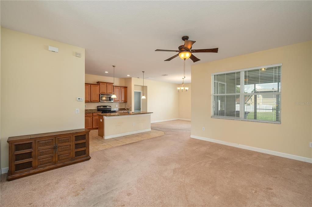 Active With Contract: $289,999 (4 beds, 2 baths, 1861 Square Feet)