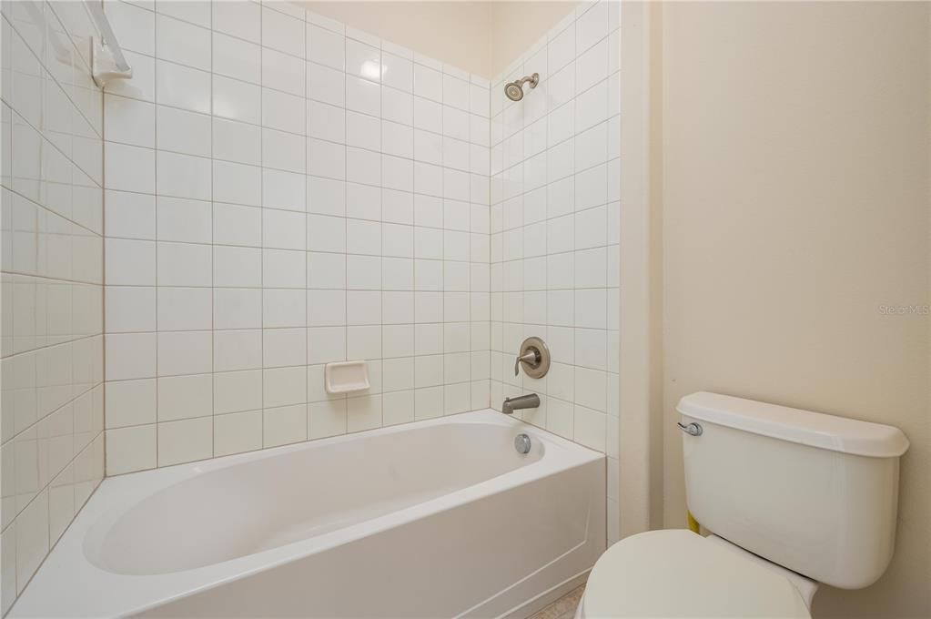 Active With Contract: $289,999 (4 beds, 2 baths, 1861 Square Feet)