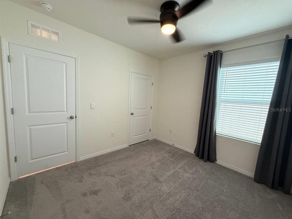 出租: $2,200 (3 贝兹, 2 浴室, 1516 平方英尺)