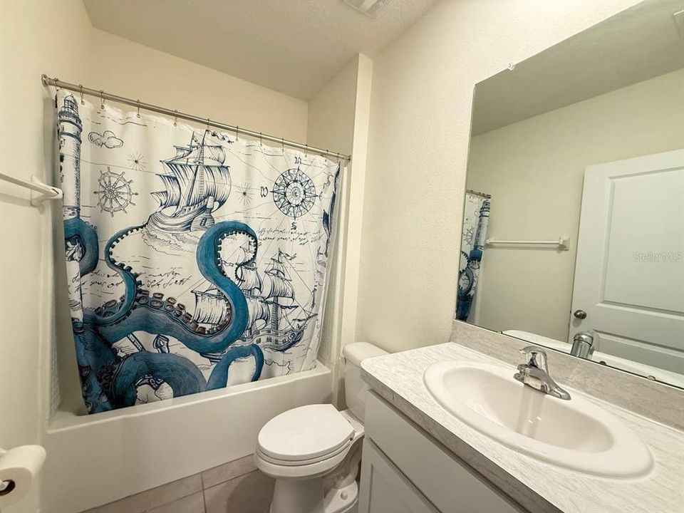 出租: $2,200 (3 贝兹, 2 浴室, 1516 平方英尺)