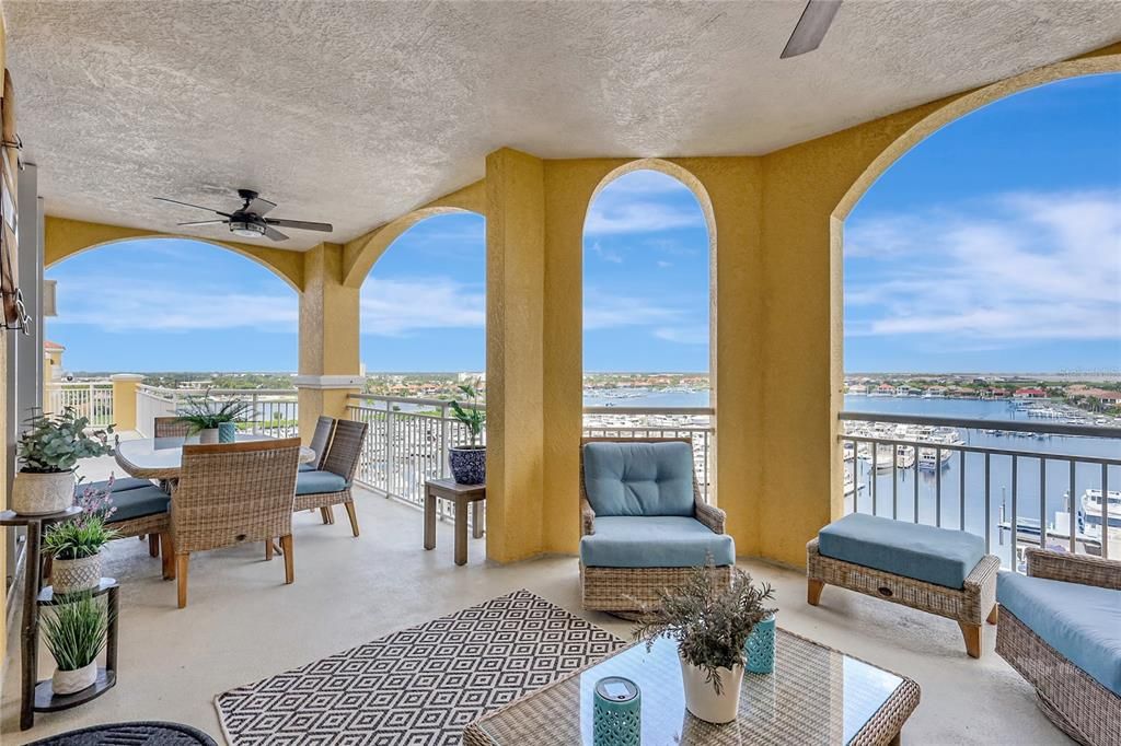 For Sale: $2,200,000 (3 beds, 4 baths, 4244 Square Feet)