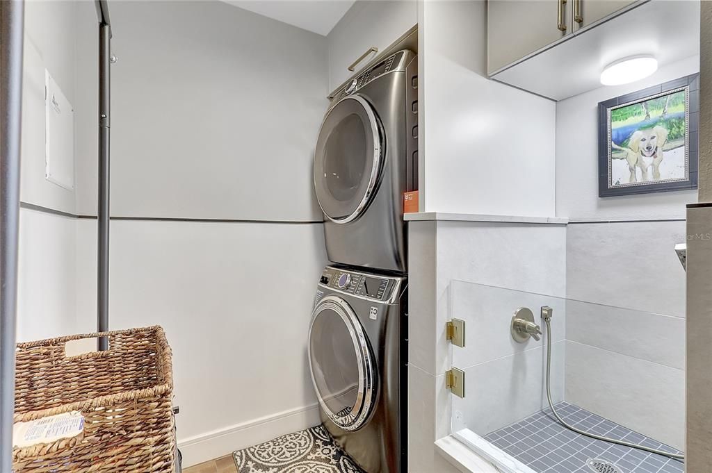 For Sale: $2,200,000 (3 beds, 4 baths, 4244 Square Feet)