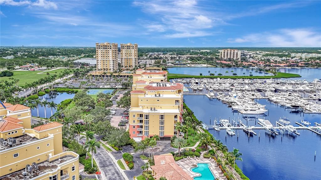 For Sale: $2,200,000 (3 beds, 4 baths, 4244 Square Feet)