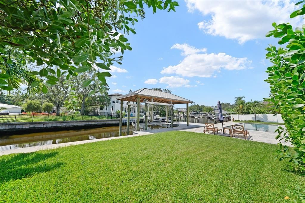 For Sale: $5,799,999 (5 beds, 5 baths, 5178 Square Feet)