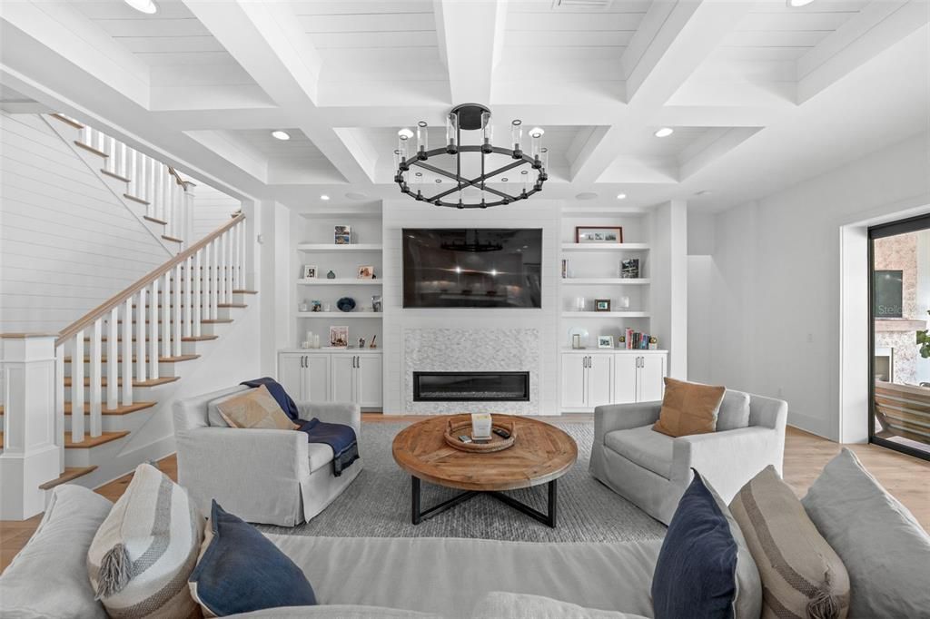 For Sale: $5,799,999 (5 beds, 5 baths, 5178 Square Feet)