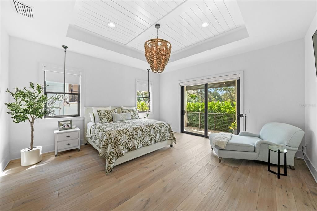 For Sale: $5,799,999 (5 beds, 5 baths, 5178 Square Feet)