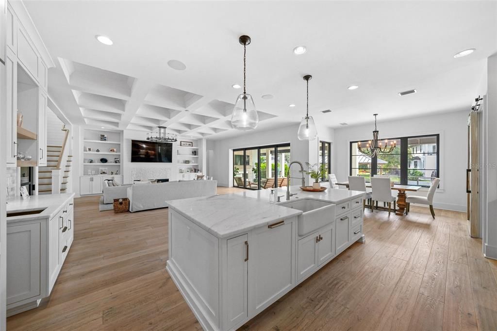 For Sale: $5,799,999 (5 beds, 5 baths, 5178 Square Feet)