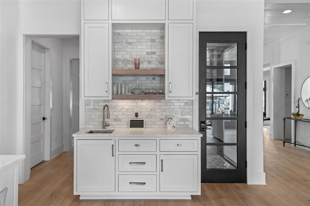 For Sale: $5,799,999 (5 beds, 5 baths, 5178 Square Feet)