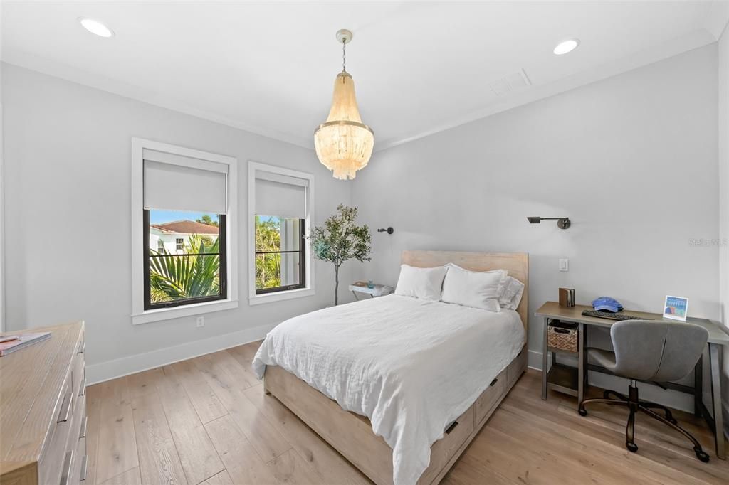 For Sale: $5,799,999 (5 beds, 5 baths, 5178 Square Feet)