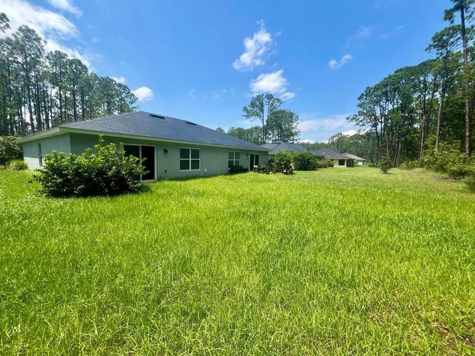 待售: $399,000 (4 贝兹, 0 浴室, 1957 平方英尺)