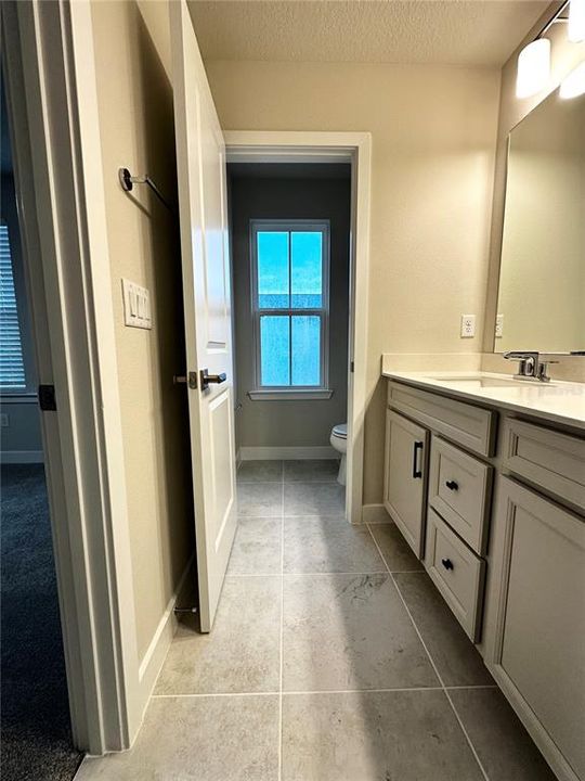 For Rent: $2,150 (3 beds, 2 baths, 1687 Square Feet)