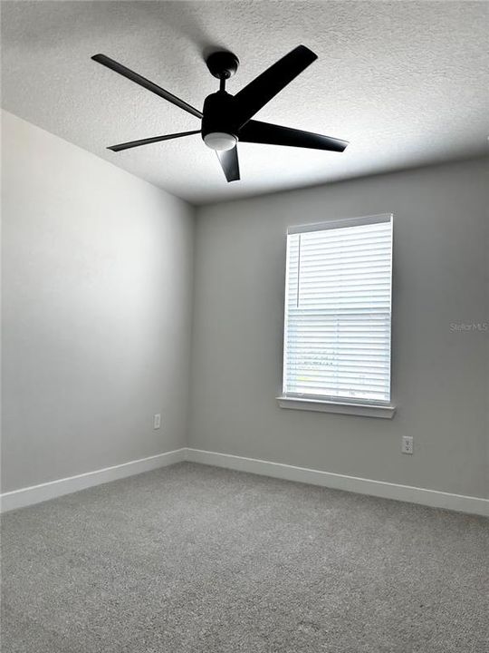 For Rent: $2,150 (3 beds, 2 baths, 1687 Square Feet)