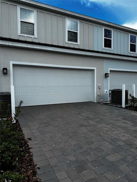 For Rent: $2,150 (3 beds, 2 baths, 1687 Square Feet)