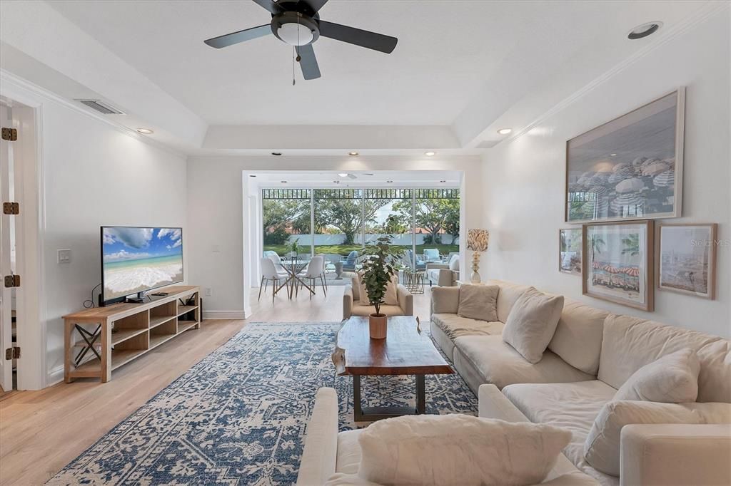 На продажу: $775,000 (3 спален, 3 ванн, 1920 Квадратных фут)