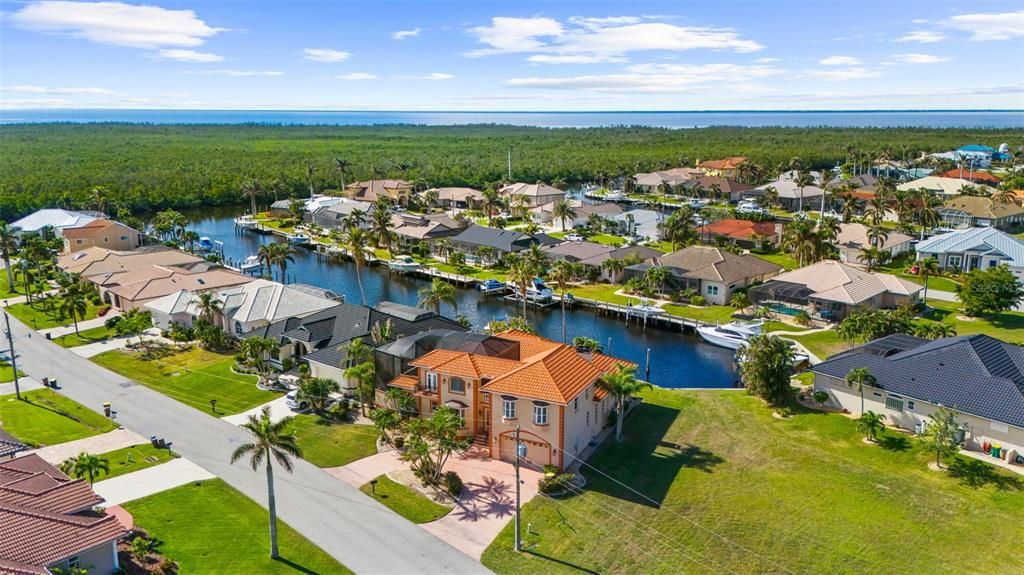 For Sale: $1,298,000 (4 beds, 3 baths, 3337 Square Feet)