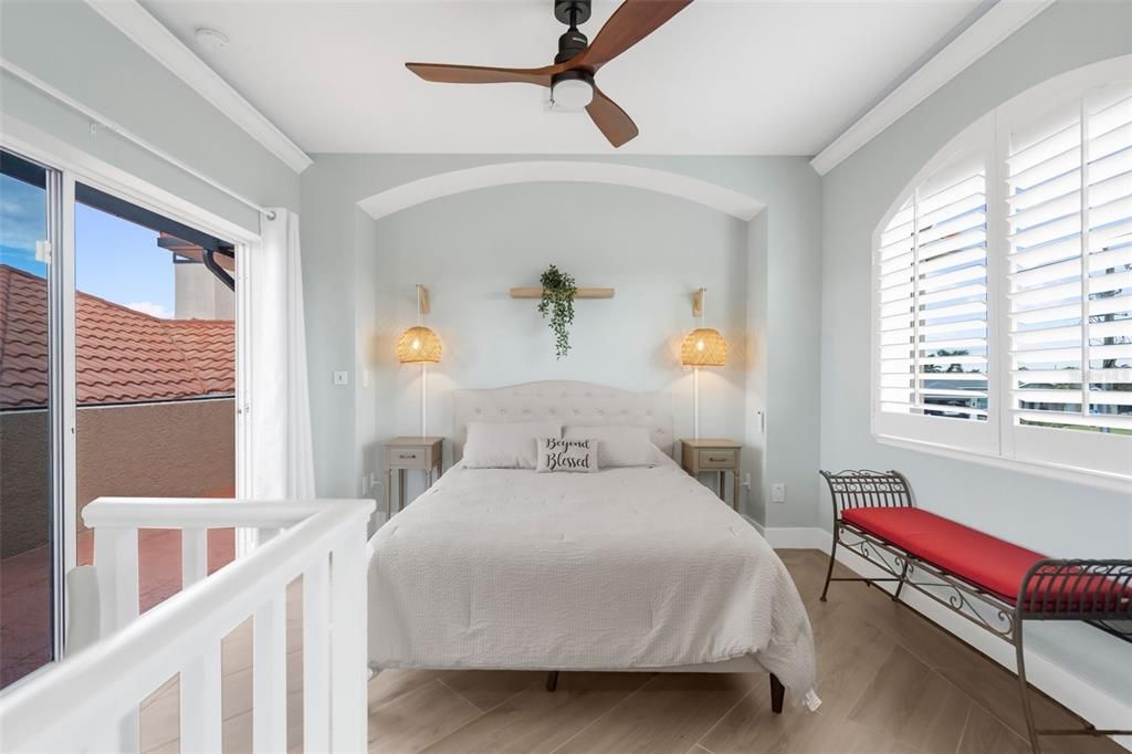 For Sale: $1,298,000 (4 beds, 3 baths, 3337 Square Feet)