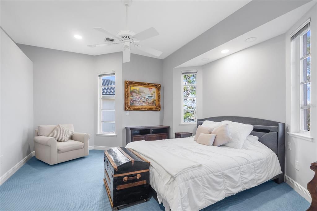 For Sale: $1,298,000 (4 beds, 3 baths, 3337 Square Feet)