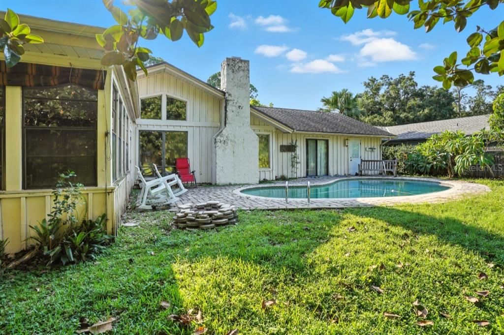 Под контрактом: $458,000 (3 спален, 2 ванн, 1621 Квадратных фут)