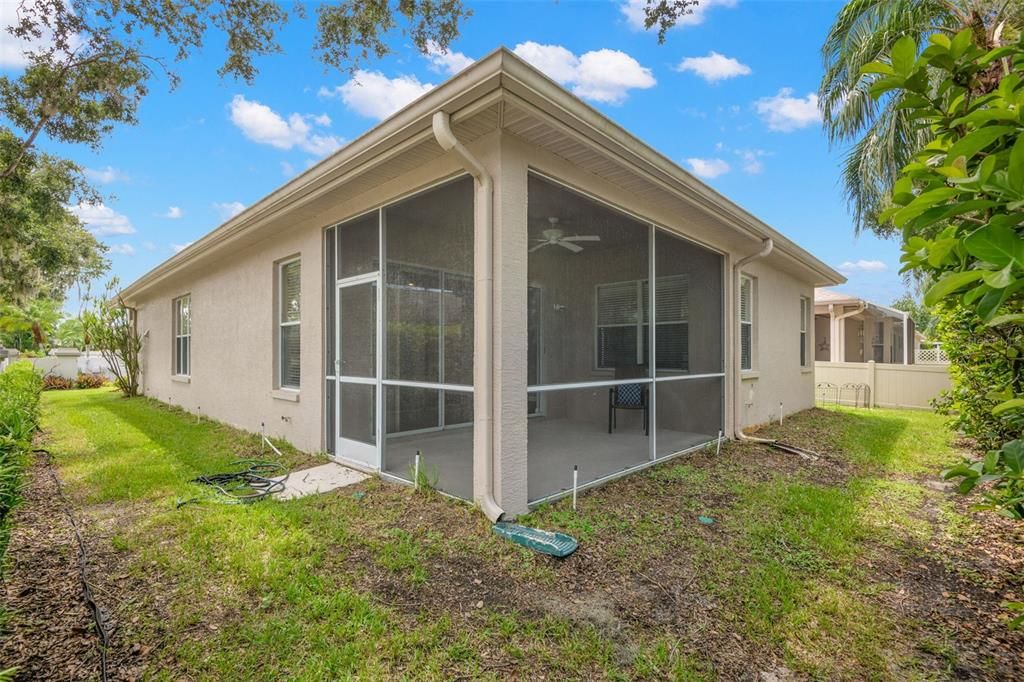 Под контрактом: $475,000 (3 спален, 2 ванн, 1922 Квадратных фут)