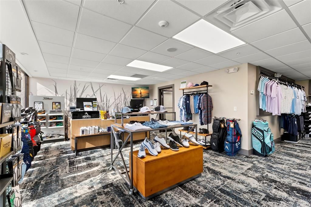 Под контрактом: $475,000 (3 спален, 2 ванн, 1922 Квадратных фут)