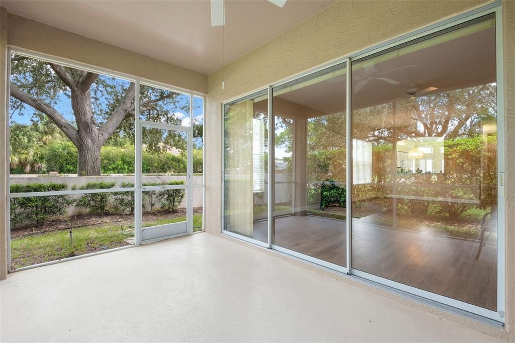 Под контрактом: $475,000 (3 спален, 2 ванн, 1922 Квадратных фут)