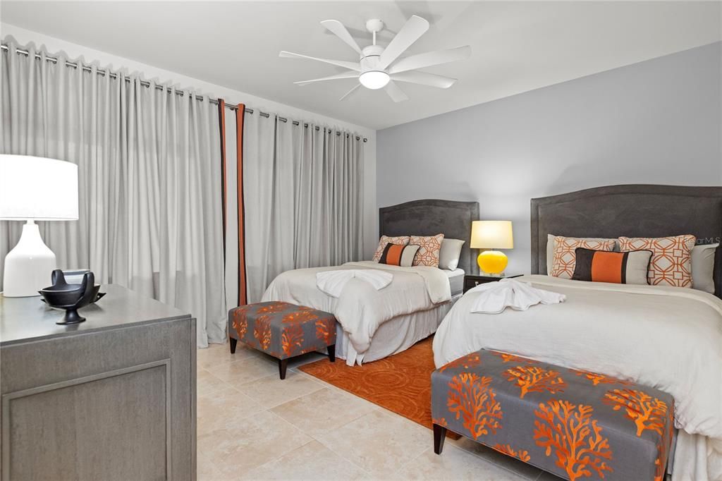 待售: $4,300,000 (4 贝兹, 4 浴室, 3700 平方英尺)