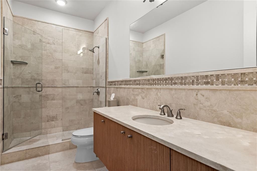 待售: $4,300,000 (4 贝兹, 4 浴室, 3700 平方英尺)