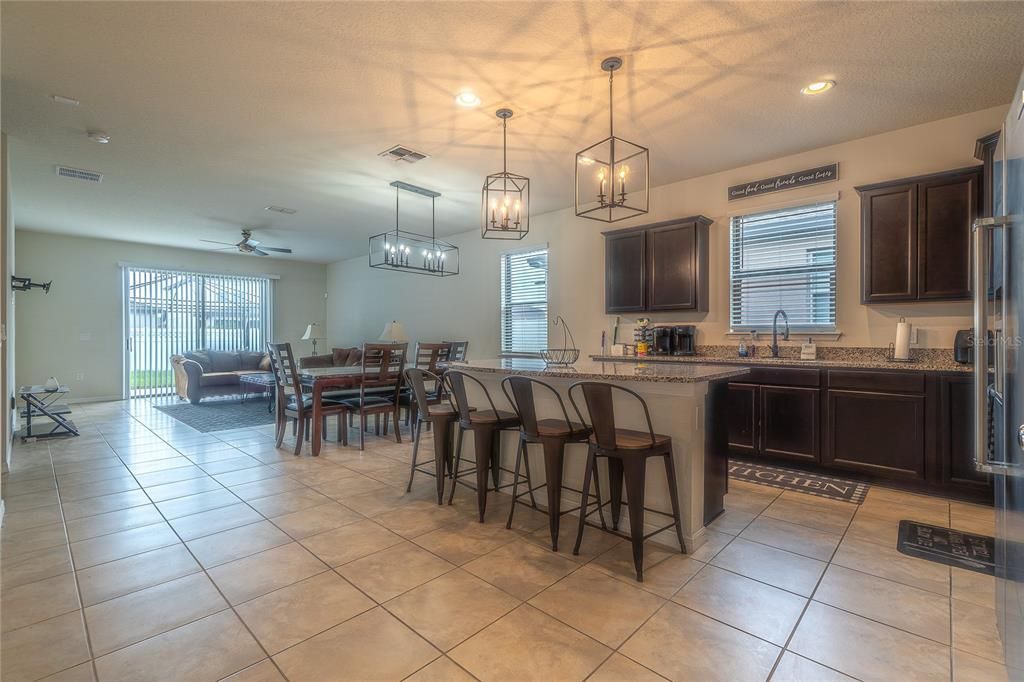 Active With Contract: $290,000 (3 beds, 2 baths, 1990 Square Feet)