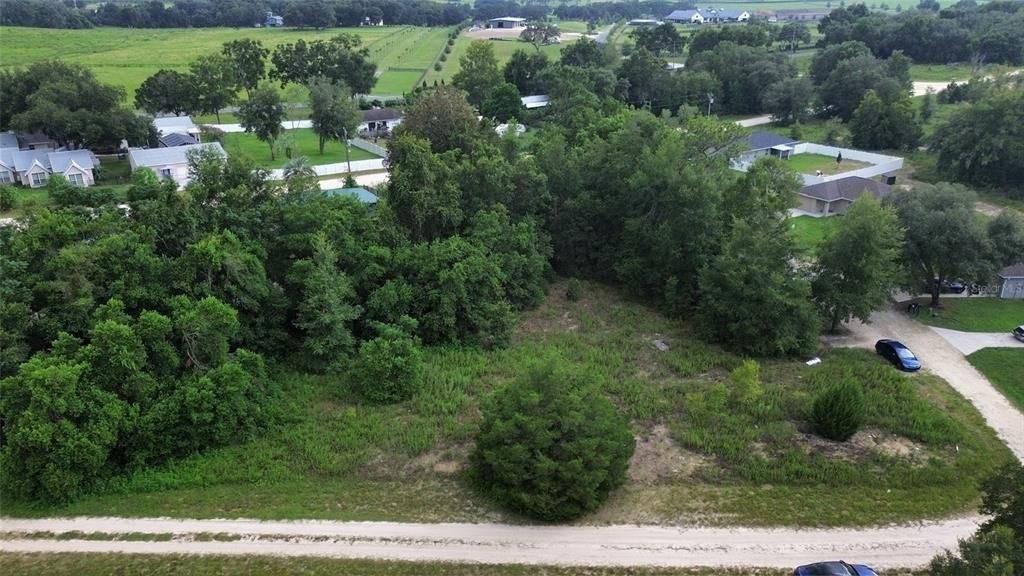 待售: $45,000 (0.65 acres)