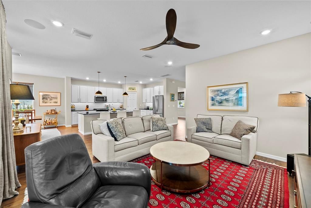 待售: $730,000 (3 贝兹, 2 浴室, 2442 平方英尺)