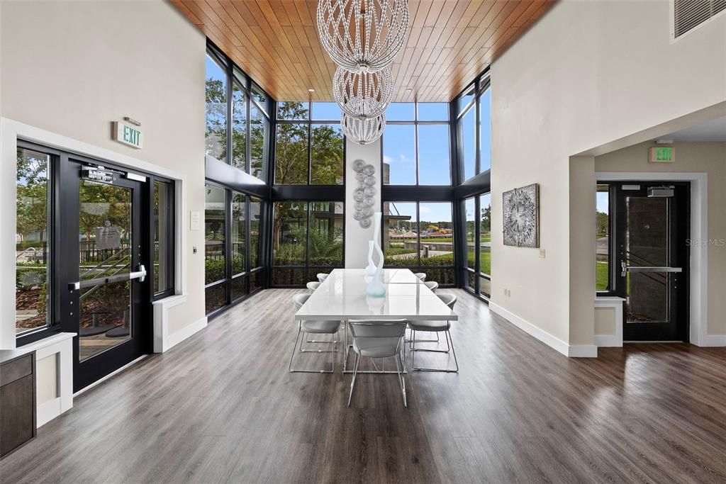 待售: $730,000 (3 贝兹, 2 浴室, 2442 平方英尺)