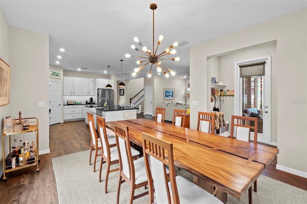 待售: $730,000 (3 贝兹, 2 浴室, 2442 平方英尺)