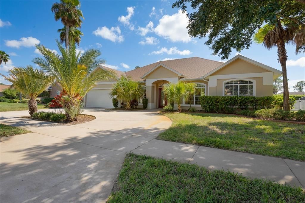 Vendido Recientemente: $415,000 (4 camas, 3 baños, 2344 Pies cuadrados)